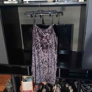 Victoria’s Secret velveteen chemise M/L good cond